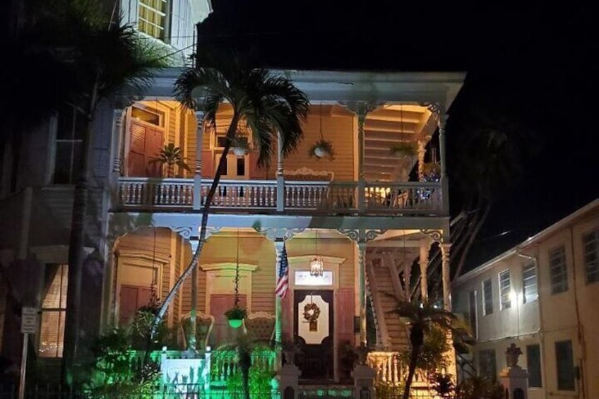 See this beautiful haunted mansion & hear the history of it's creepy past residents