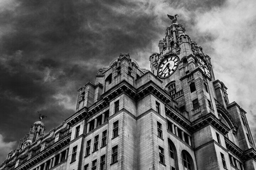 Take a Tour of the most Famous Locations Filmed in Hollywood Films such as Sherlock Holmes and The Batman. 