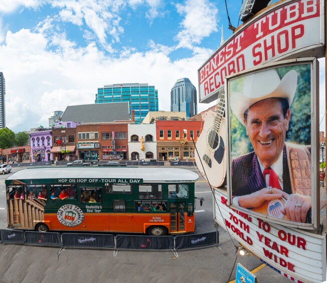 Nashville Old Town Trolley Hop-On Hop-Off City Tour