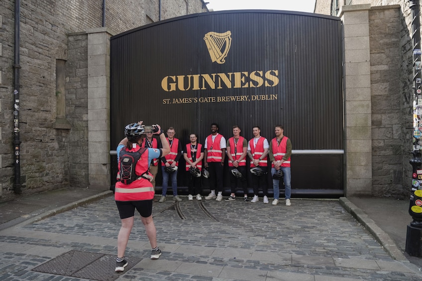 E-Bike/ Bike Sightseeing Bike Tours 