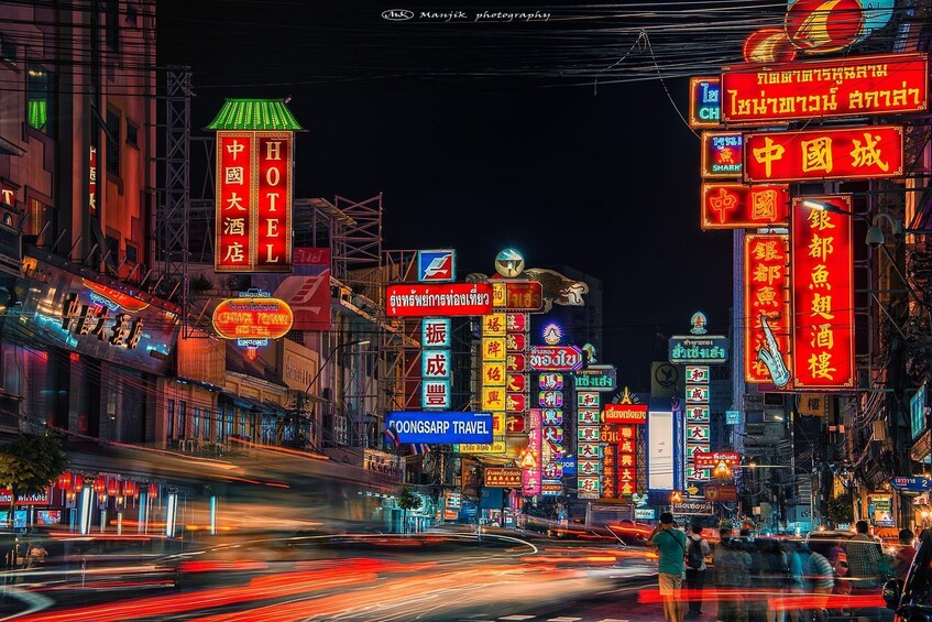 Private Chinatown, Flower Market & Khao San Road Night Tour with Dinner