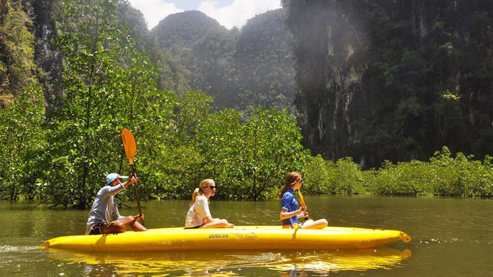 Group kayaking in Phuket 