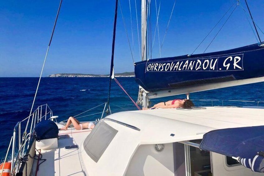 Adamas - Kleftiko - Agia Kiriaki (Half day cruise)