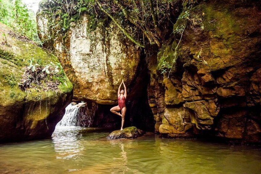 la cueva del mono