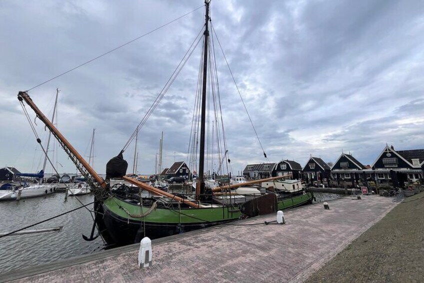 Customizable private tour windmills, clogs & cheese and more..