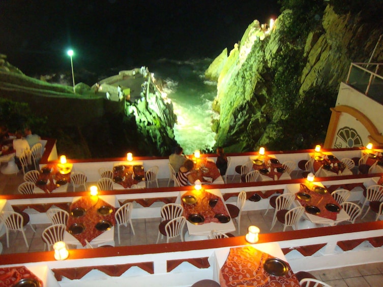 Cliff-Diving Show at La Perla Restaurant