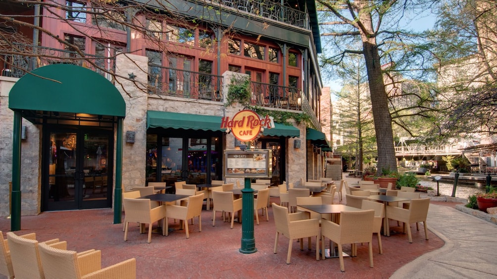 Entrance to the Hard Rock Cafe in San Antonio