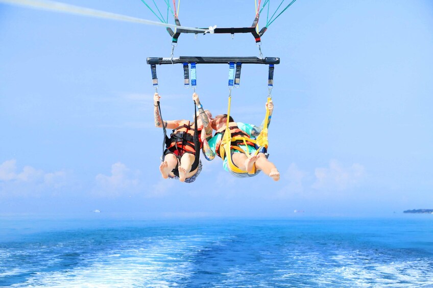 MAROMA PARASAIL TOUR