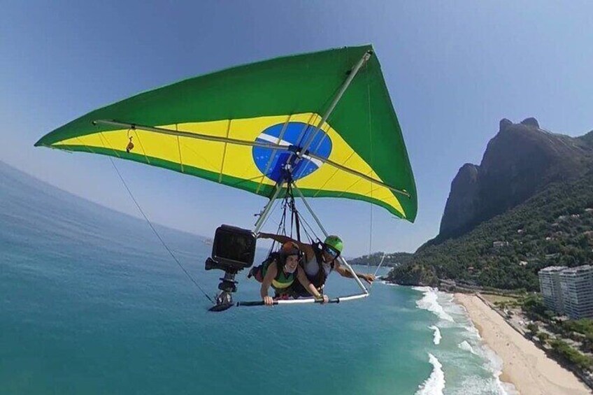 Hang Gliding in Rio de Janeiro with Hotel Pick-up and Drop-off