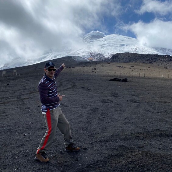 2-Day Cotopaxi Volcano & Quilotoa Lagoon Private Tour