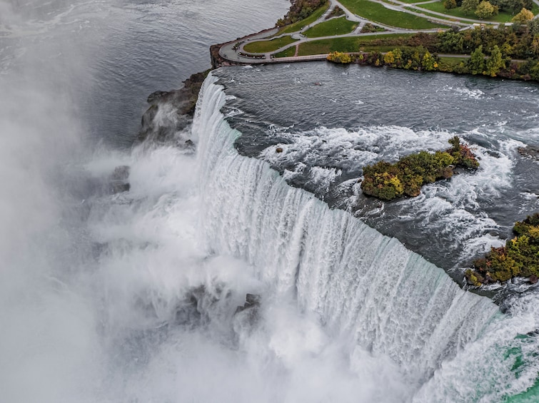 Niagara Falls Tour from Toronto with Boat Ride