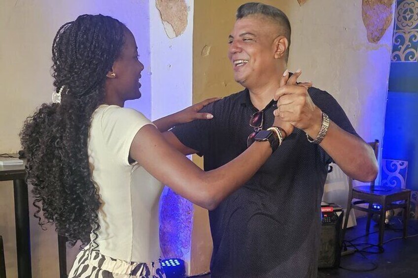 Salsa Dance Class with Lunch Included in Old San Juan 