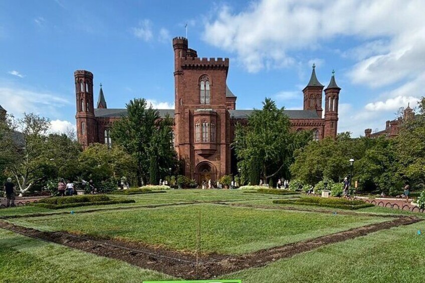 Smithsonian Institution
Washington DC