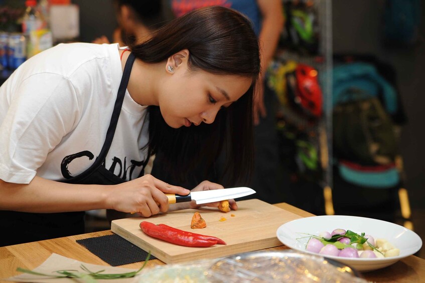 Picture 5 for Activity Singapore: Market-to-Table Experience and Cooking Class