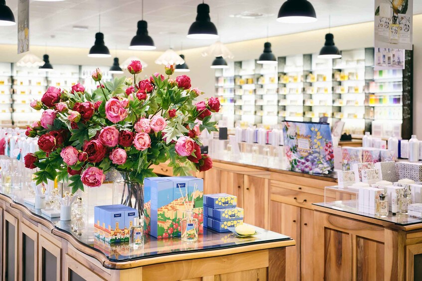 Picture 1 for Activity Grasse: Perfume Making Class and Fragonard Factory Tour