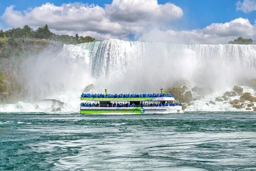 Morning American Tour with Maid of the Mist