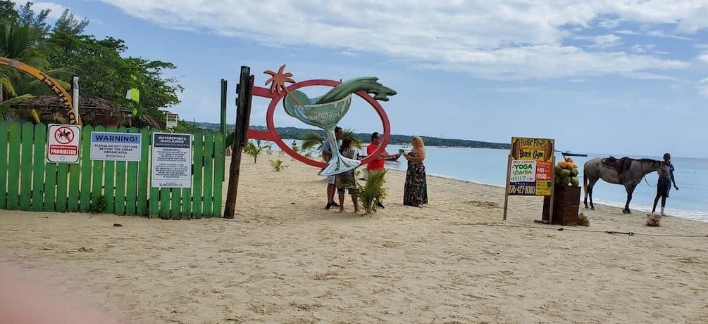 Picture 5 for Activity From Montego Bay: Negril Beach & Rick's Cafe Sunset Day Trip