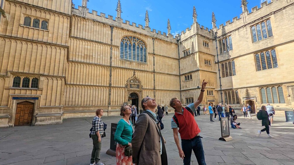 Picture 11 for Activity Oxford: Pre-Raphaelite Walking Tour with Exeter College