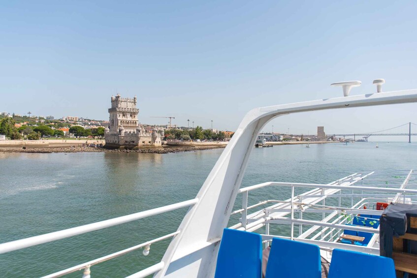 Picture 12 for Activity Lisbon: Tagus River Boat Tour with One Drink Included