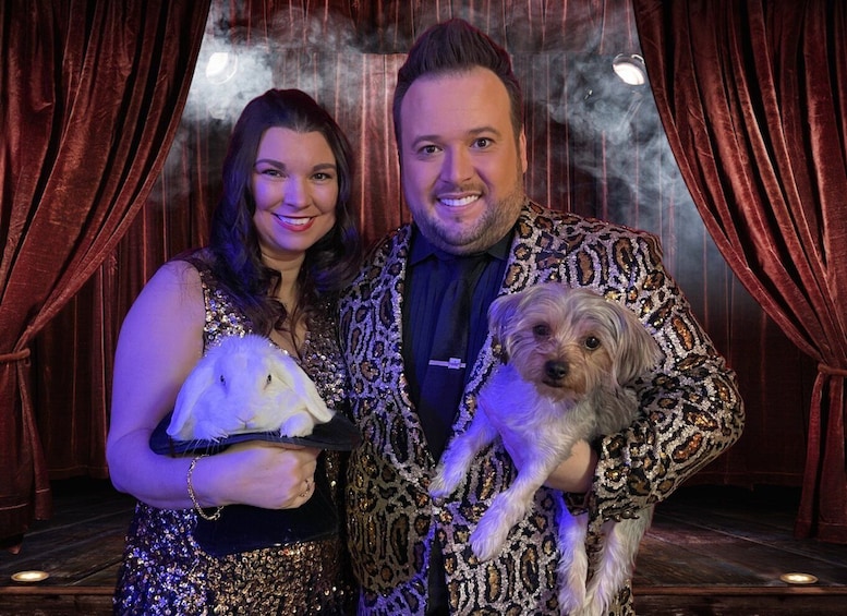 Pigeon Forge: Steven Best's Unbelievable Magic Show