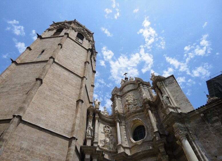 Picture 2 for Activity Valencia: Private and Guided City Walking Tour