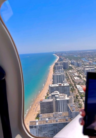 Picture 11 for Activity Fort Lauderdale & Miami: Private Luxury Airplane Tours