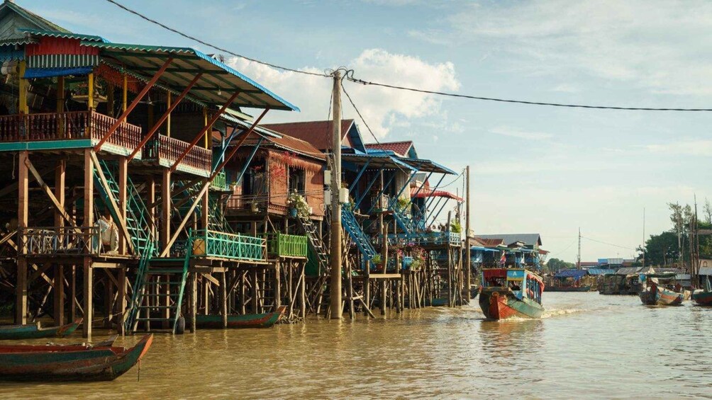 Picture 4 for Activity From Siem Reap: Kampong Phluk Floating Village Tour by Boat