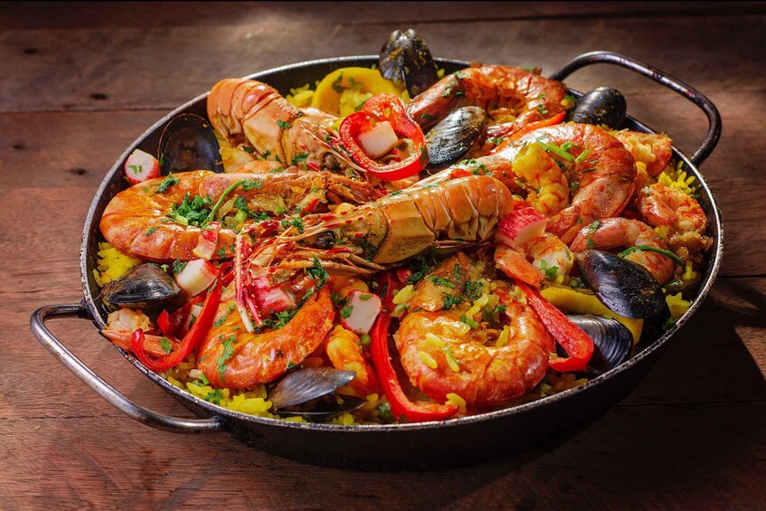 Picture 3 for Activity Malaga's tradition and tapas tour with Official Guide
