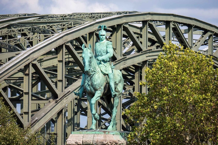 Picture 13 for Activity Cologne: Old Town Highlights Walking Tour