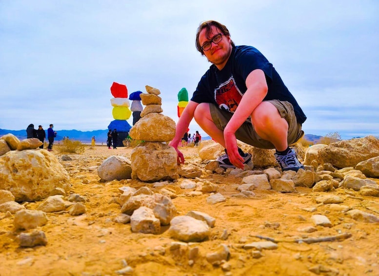 Picture 12 for Activity Las Vegas: Mojave Desert, 7 Magic Mountains, Vegas Sign Tour
