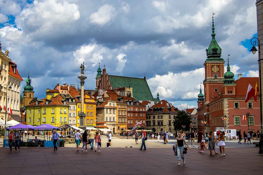 Warsaw: Old Town Highlights Walking Tour in English