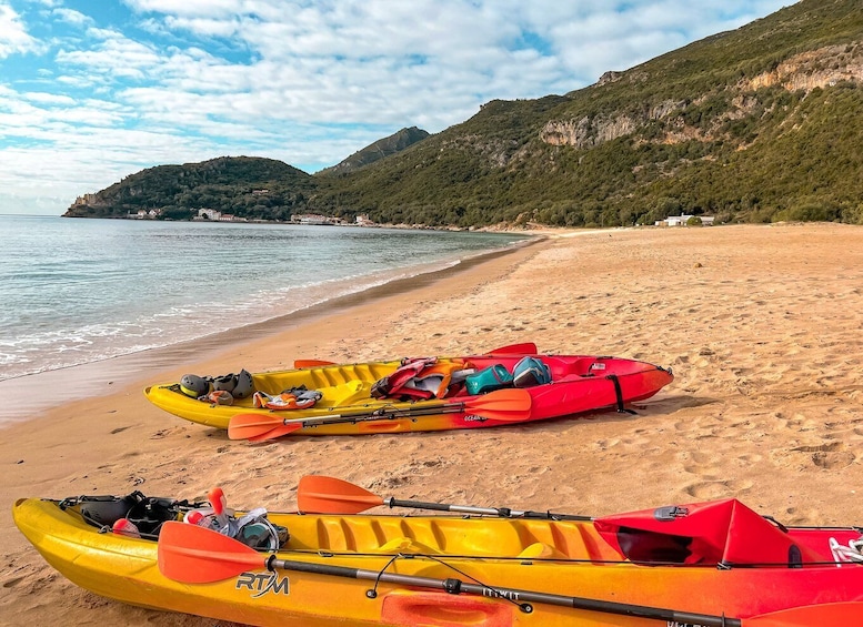 Lisbon: Arrábida All-Inclusive Kayak Adventure Tour