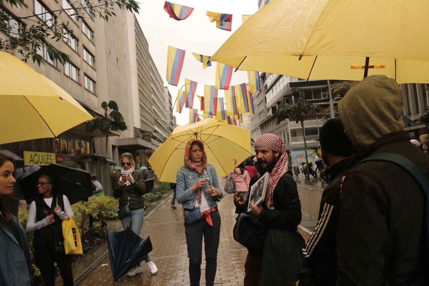 Picture 2 for Activity Bogotá: Guided La Candelaria Walking Tour