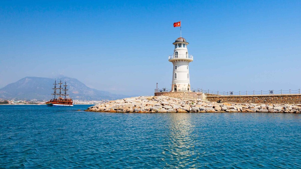 Picture 2 for Activity Alanya: Family-Friendly Catamaran Cruise with Castle Views