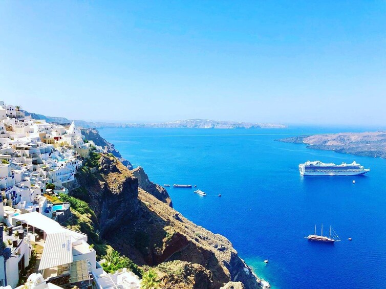 Santorini Tour from Port Heraklion