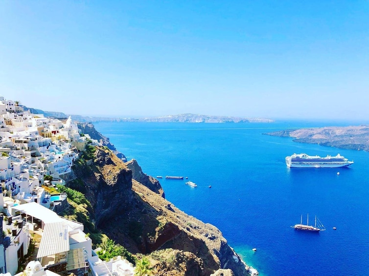 Santorini Tour from Port Heraklion