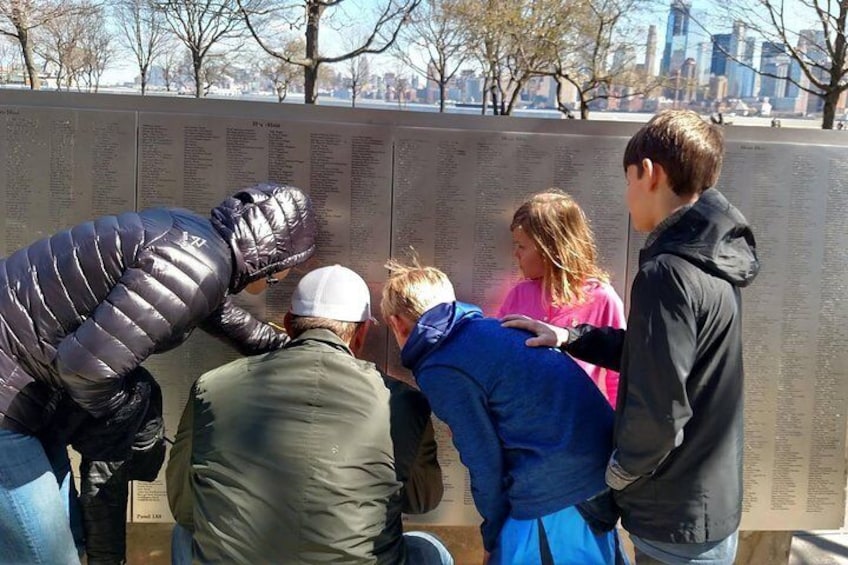  Private Statue of Liberty and Ellis Island Tour