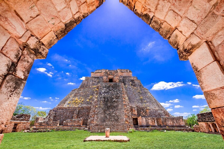 Uxmal + Planetary + Sotuta de Peon Hacienda + Cenote + Lunch