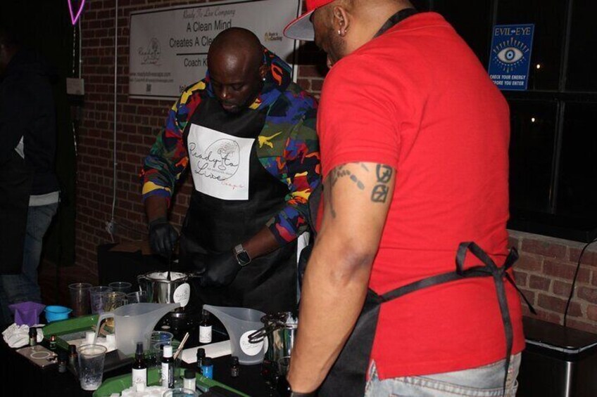 2 Hours Sip, Socialize, and Custom Soap Making in Atlanta 