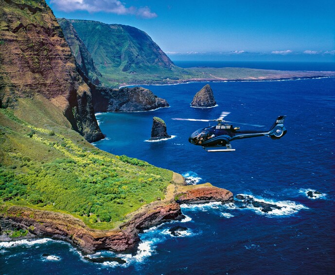 Moloka'i Sea Cliffs & West Maui Helicopter Tour