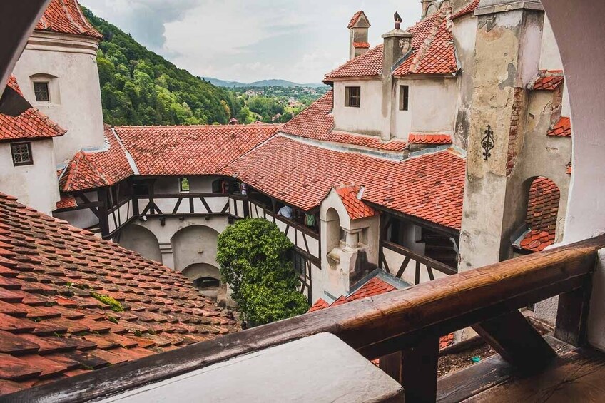 Extended Tour of Draculas Castle and Brasov in Transylvania