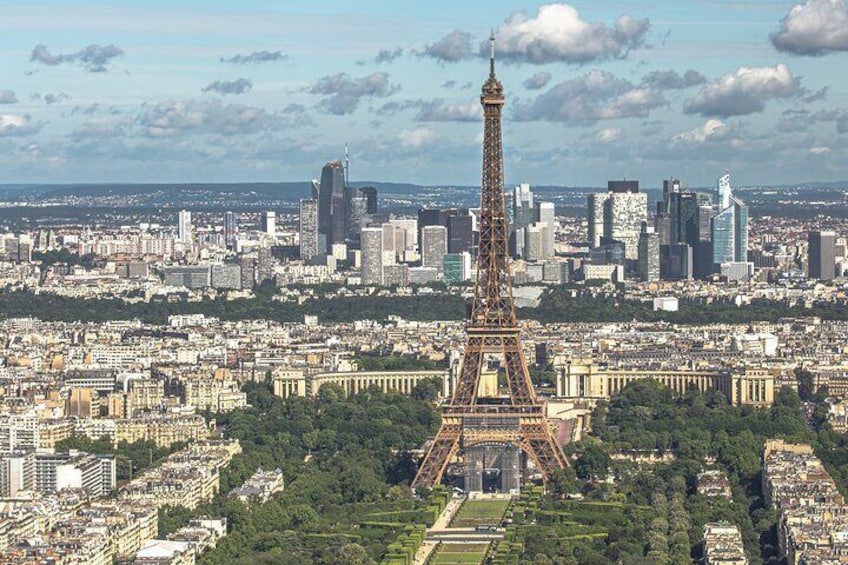 Eiffel Tower with Host Summit or 2nd Floor