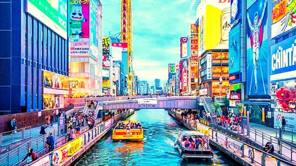 Picture 2 for Activity Osaka: Hotspots and Hidden Gems Guided Walking Tour