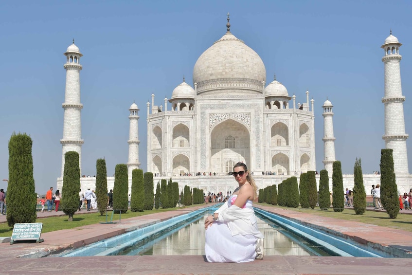 Picture 2 for Activity From Delhi: Taj Mahal Sunrise, Baby Taj & Agra Fort Day Tour
