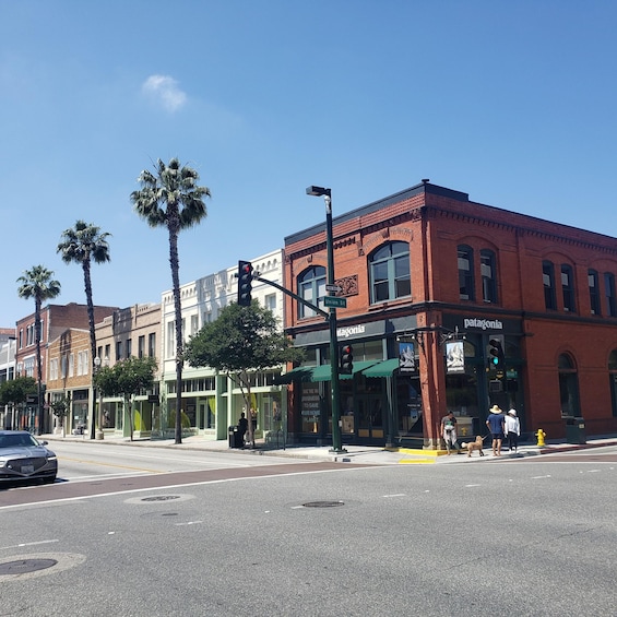 Los Angeles: Old Pasadena Food Tasting Walking Tour