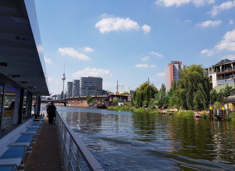 Picture 1 for Activity Berlin: East Side Gallery Spree Cruise by Solarkatamaran
