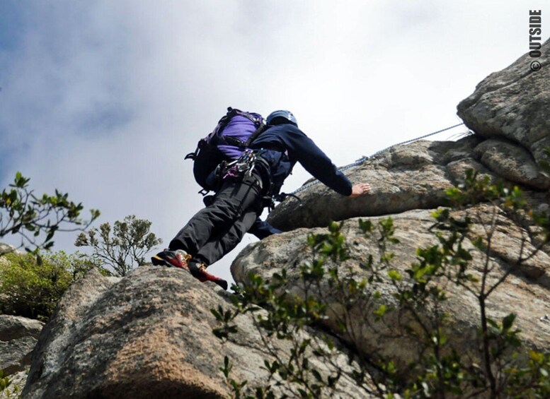 Picture 4 for Activity Sintra: 3.5-Hour Rock Climbing Experience