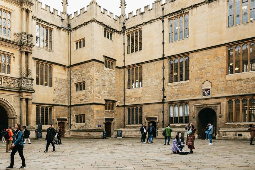 Picture 7 for Activity Oxford: University and City Walking Tour with Alumni Guide