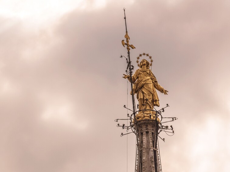 Direct access to Milan Duomo Cathedral + Rooftop Guided Tour