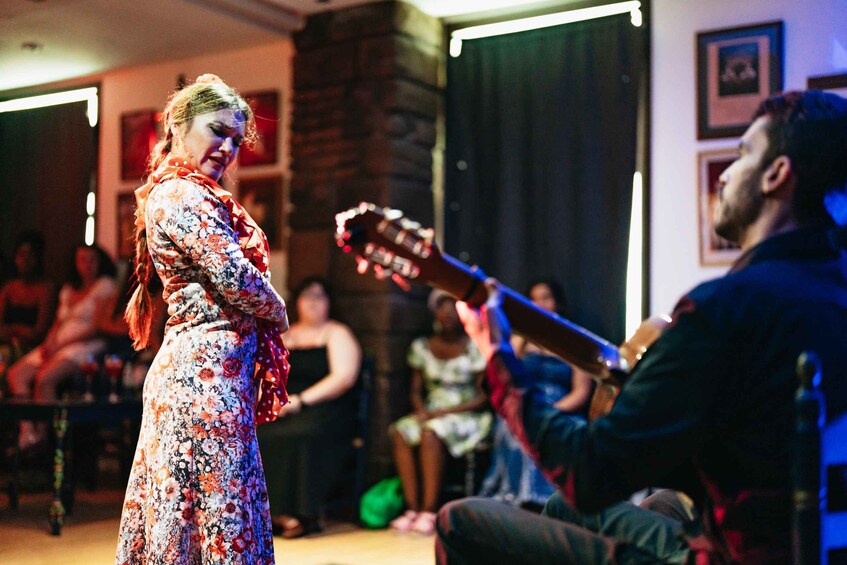 Picture 10 for Activity Seville: Baraka Sala Flamenca Show with Drink in Tirana